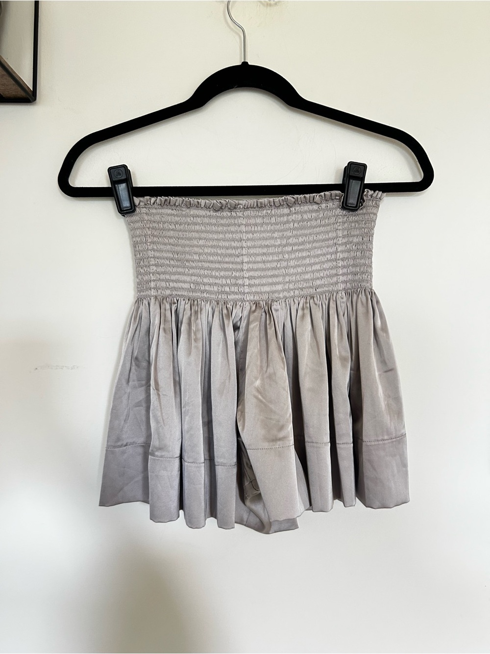 Natural Life Silver Elastic Waist Pull‎ On Shorts Size Small